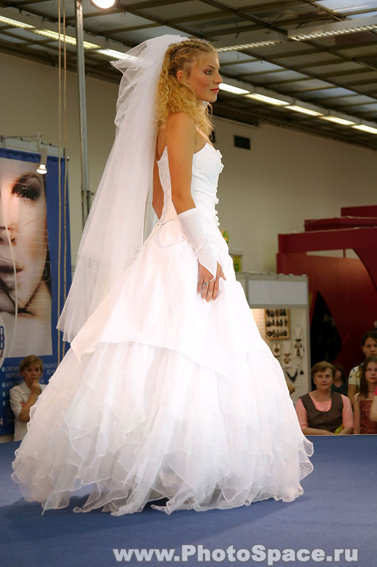 Свадебная мода Malinelli 2004