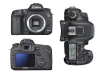 Зеркальная фотокамера Canon EOS 7D Mark II